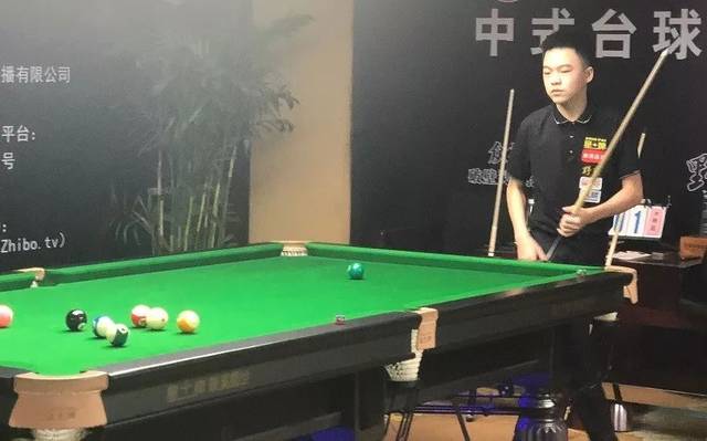 对运动员的 对运动员的