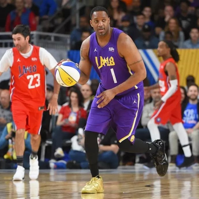 和球员自身 和球员自身