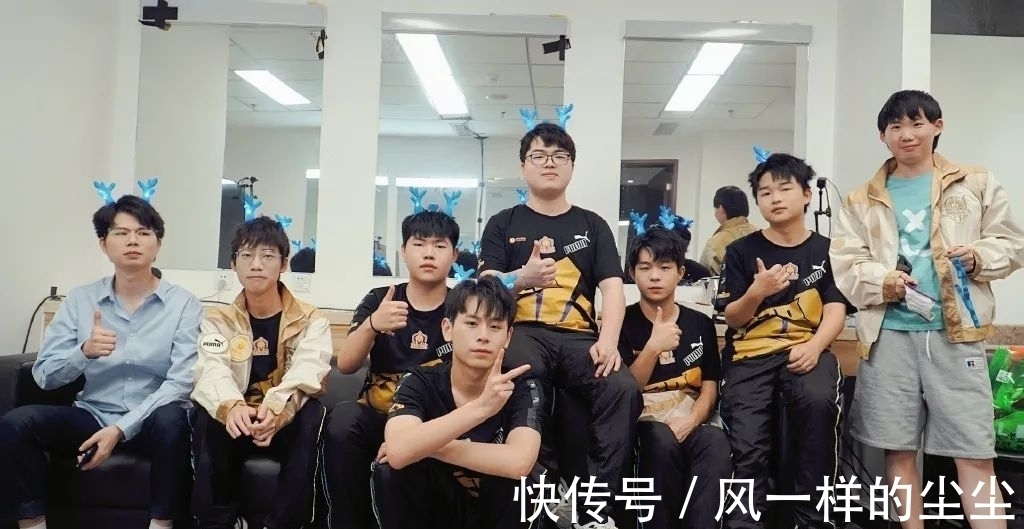 保级成功 保级成功